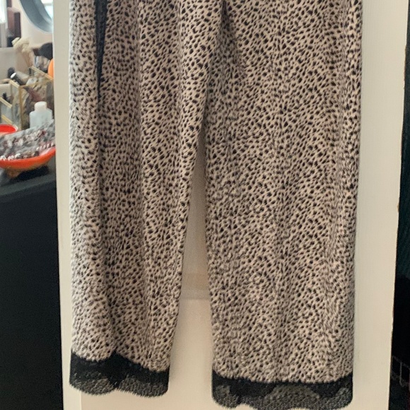 Victoria's Secret Cheetah Print Pajama Bottoms - Picture 2 of 3